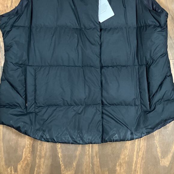 Athleta Womens Vest Black Downtown Puffer Water Resistant Athleisure 2X - Picture 3 of 13